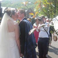 Im back and MARRIED!! :D