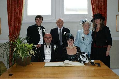 *Gothic Bride's Wedding report***22nd June 2011*Lots of flash* 