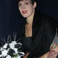 *Gothic Bride's Wedding report***22nd June 2011*Lots of flash* 