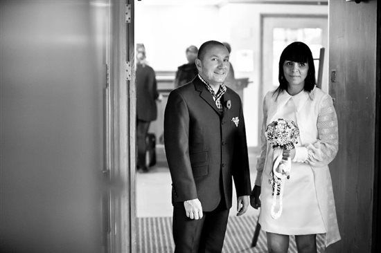 Re: NON-TRADITIONAL WEDDING DRESSES