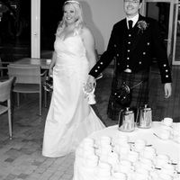 Re: To those that had their dresses made for them...