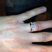 Re: Opinion please - does this wedding ring match my engagement ring? *flash*