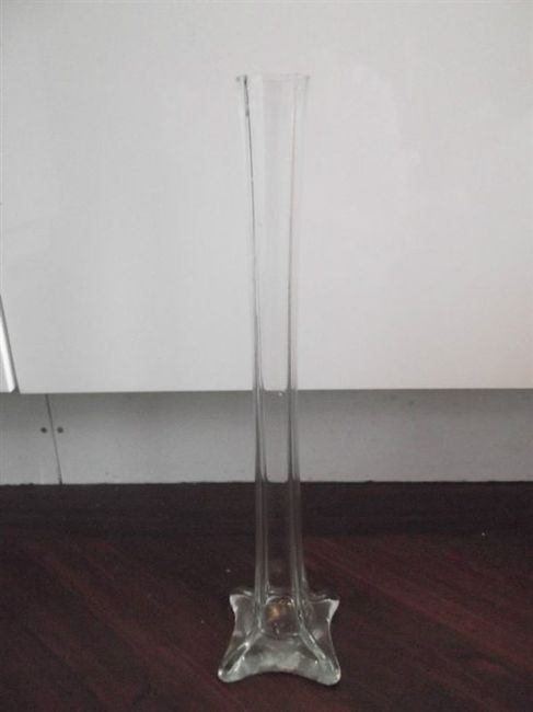 Re: 6x 40cm and 3x 50cm Tall Square Based Glass Lily Vases