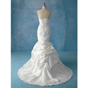 VERY excited...ordered my dress today *whoop whoop* FLASH***