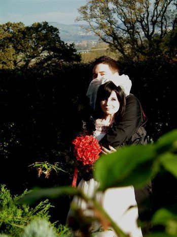 Re: tattoo's on brides?