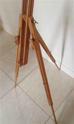 Wooden artist's easel