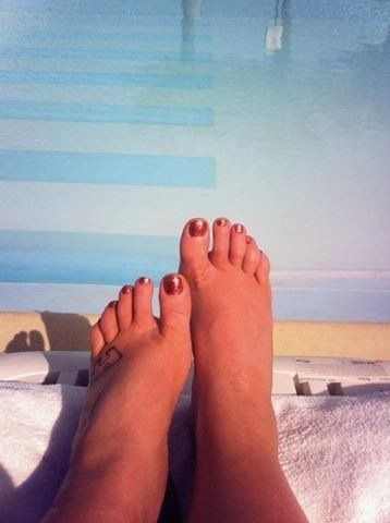 I'm officially Mrs Lyons ***FLASH***.  Looks like pics are all over the place, sorry x