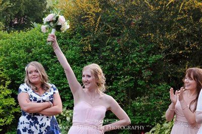 Re: Throwing the bouquet....don't think I've got the heart to do it!