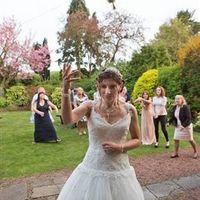 Re: Throwing the bouquet....don't think I've got the heart to do it!