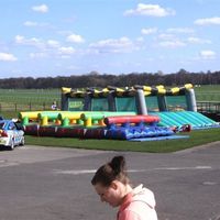 hen doo report... with 4 weeks and 4 days to goo!!! :)