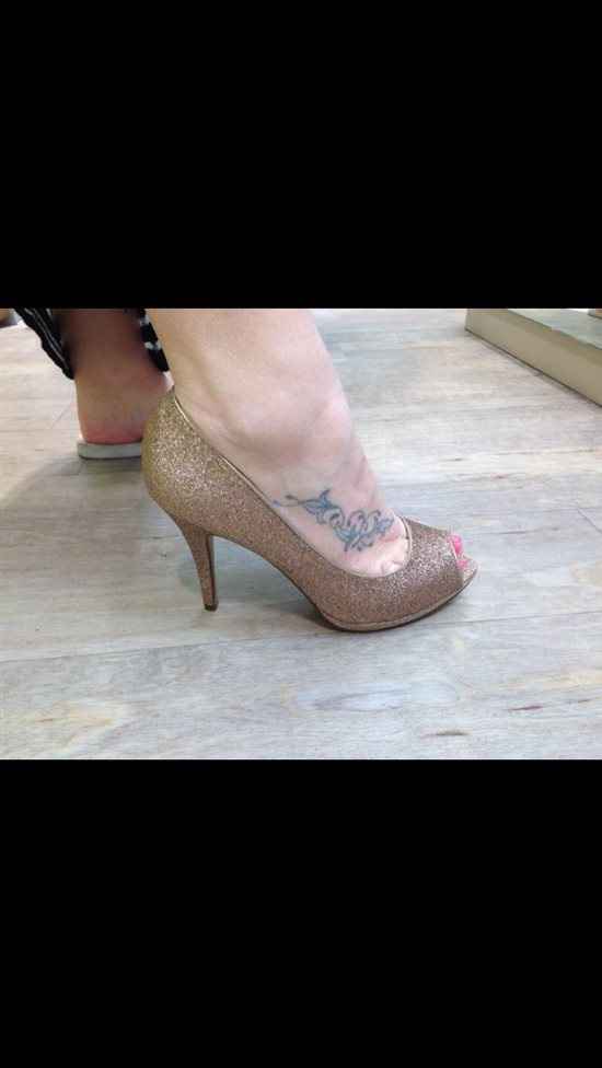 Bridesmaid dresses- autumnal theme. Please help! Pics