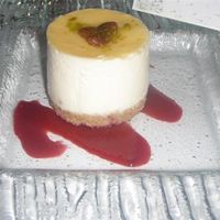 Report 03/09/11 - The day my w2b became my w! (New pro pics on page 2)