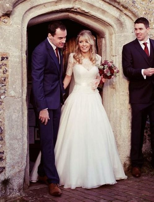 Re: Help me choose a dress - flash heavy