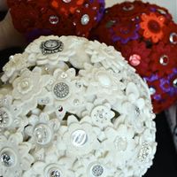 Re: Ideas please, ladies! Bouquet alternatives!