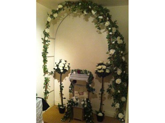 Re: Wanted: Centrepieces for Winter wedding