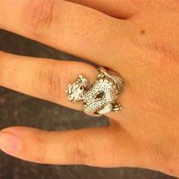 Re: Awkward engagement ring issue!