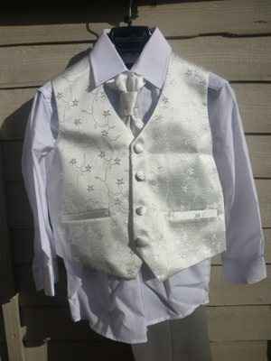 Re: Flower Girl Dress age 3, Pageboy suit age 7