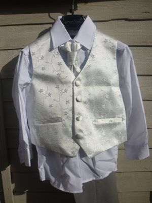 Re: Flower Girl Dress age 3, Pageboy suit age 7