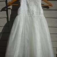 Re: Flower Girl Dress age 3, Pageboy suit age 7