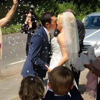 We got married!! *FLASH FLASH FLASH*