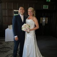 We got married!! *FLASH FLASH FLASH*