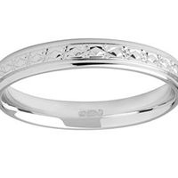 Wedding ring flash.....