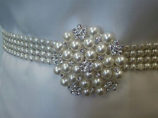 Re: Bridal belt and ivory full/floor length  veil wanted for may 2014