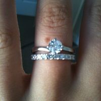 Re: Rings - what's your engaement ring like and what wedding ring are you having?!