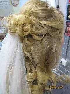 Re: Half Up or All Down hair do's, post your pics please