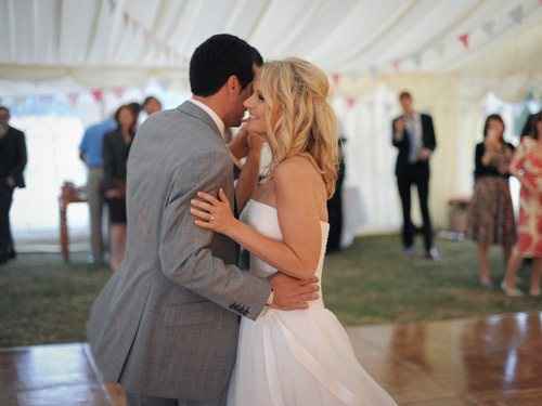 Re: Half Up or All Down hair do's, post your pics please