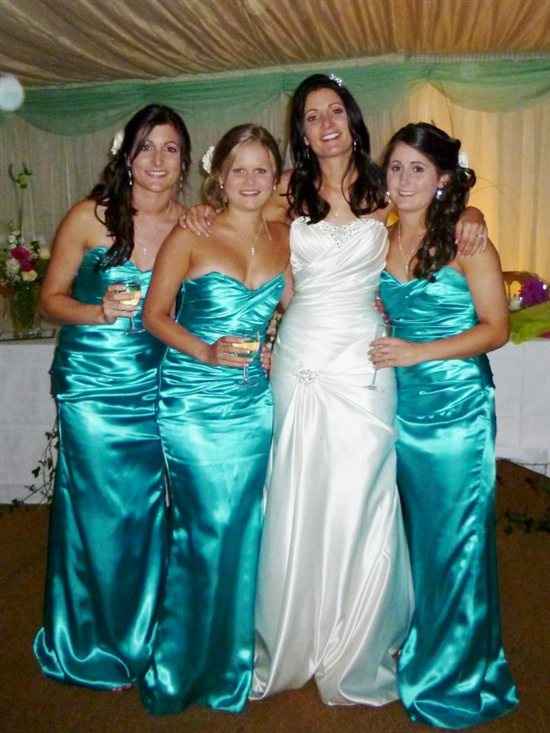 Re: **FLASH ME YOUR DRESSES PLEASE LADIES!!**