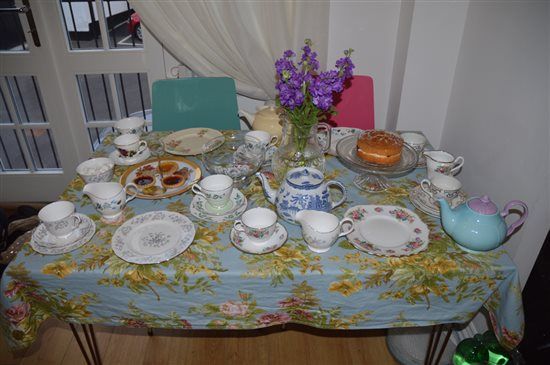 Re: vintage mis-matched crockery