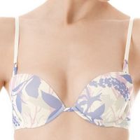 Re: Thongs or Knickers?