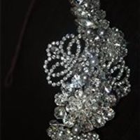 Re: Anyone else having side tiaras?