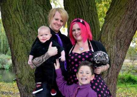 I'm a wife. Small FLASH.