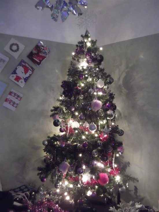 Re: Flash us your Christmas tree!