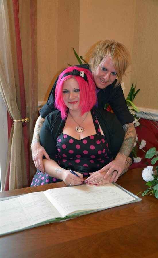 Re: OMs please flash your wedding jewellery here!