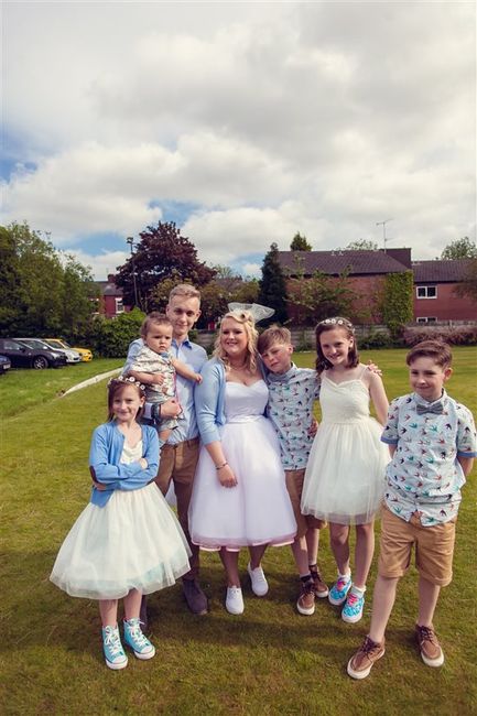 Re: *DIY Wedding report* very long flash heavy......... sorry