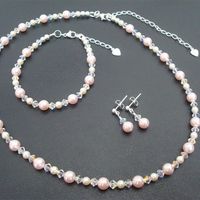 Re: *MASSIVE BIG THANK YOU TO LISA AT LOU LOU BELLE DESIGNS!*