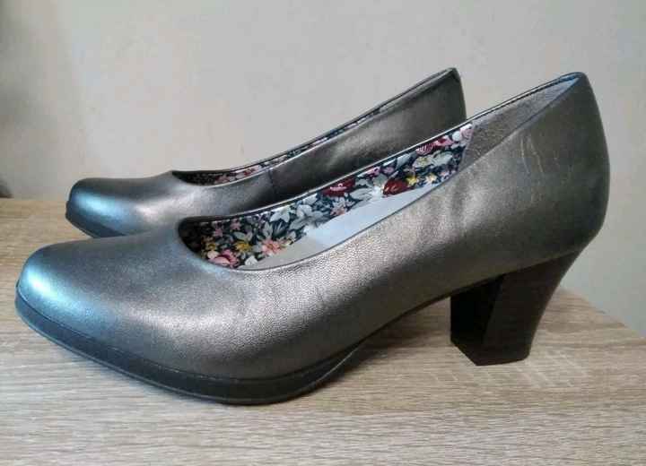 Accessories and shoes- short dress (pic heavy) - 3