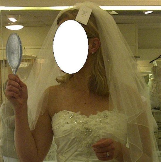 Hair and jewellery to go with this dress? Now with the all important FLASH!!