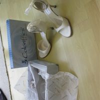 FOR SALE: Gorgeous Wedding shoes, Picture/table number holders, glass tea light holders 