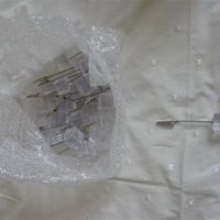 FOR SALE: Gorgeous Wedding shoes, Picture/table number holders, glass tea light holders 