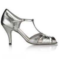 Re: My dress has turned up...