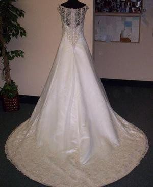 *For Sale - Sz 12/14 Maggie Sottero 'Eleganza' Brand New!*