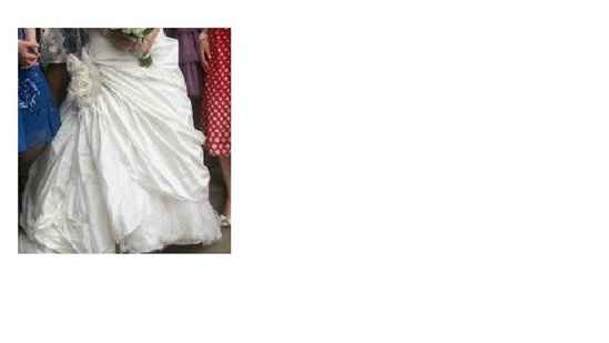Re: WANTED!! Ian Stuart Frangipani dress...
