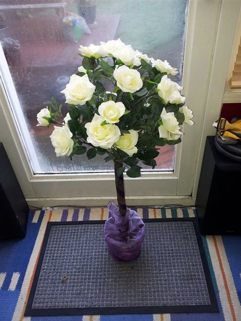 Lots of Wedding Items for Sale - including hairbands, centre pieces and shoes