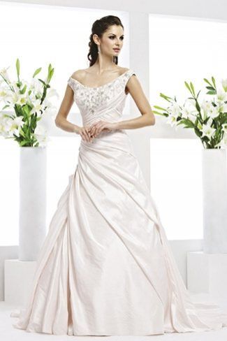 jewellary and hair suggestions with this dress *flash*