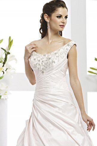 jewellary and hair suggestions with this dress *flash*