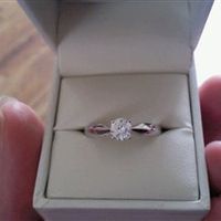 Re: engagement ring *flash*